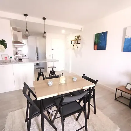 Riviera Del Sol , Casa Lola, Mijas Costa Apartment *