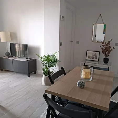 Riviera Del Sol , Casa Lola, Mijas Costa Apartment *